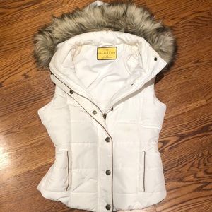 Prince & Fox Sleeveless Jacket